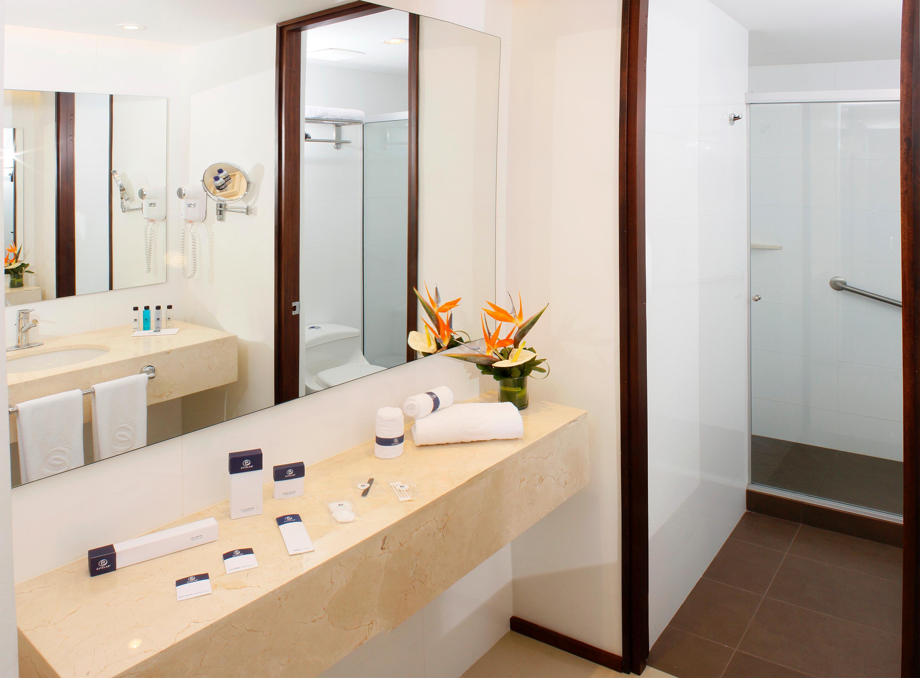 Estelar Alto Prado Barranquilla  Eksteriør billede Bathroom