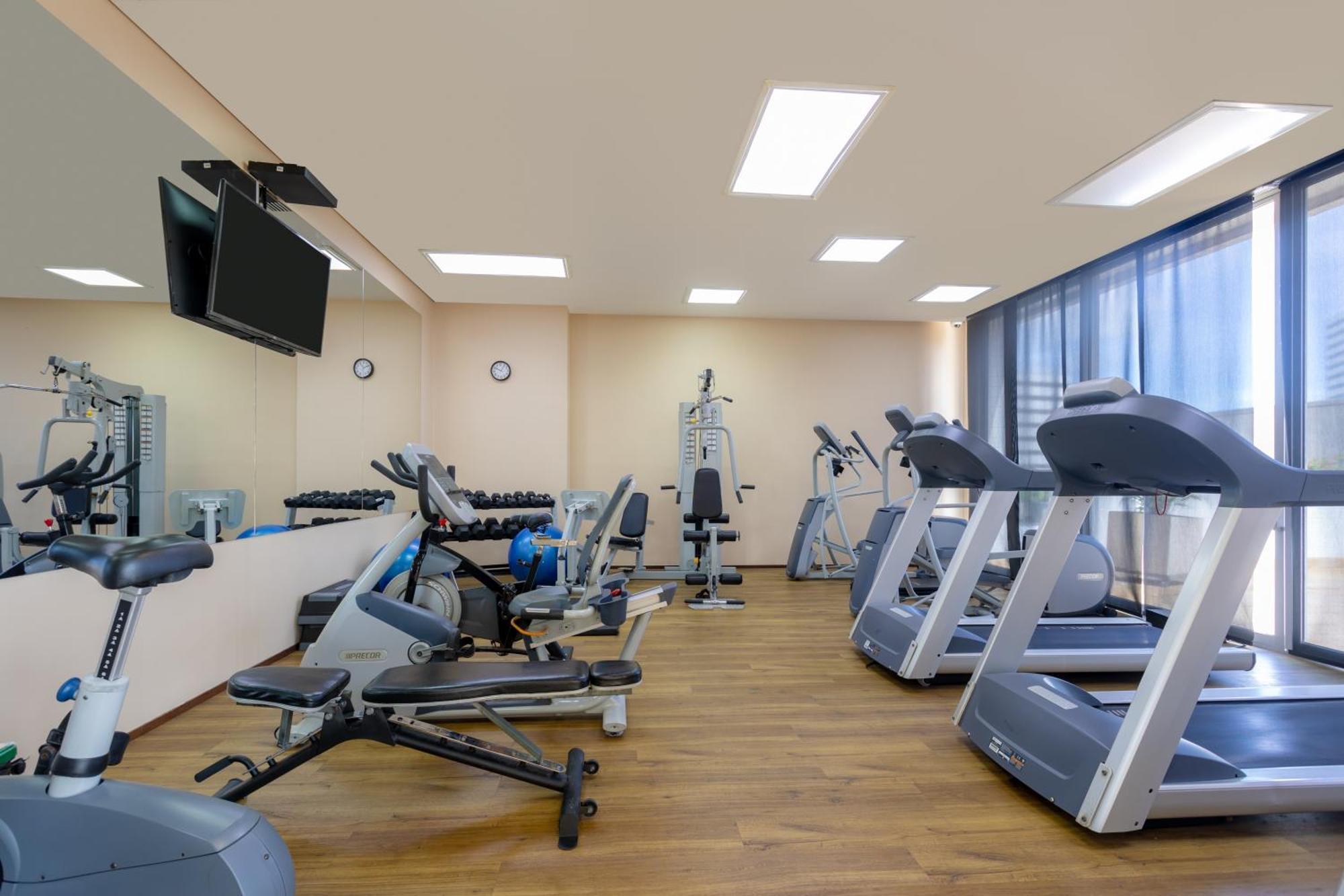 Estelar Alto Prado Barranquilla  Eksteriør billede The gym at the hotel