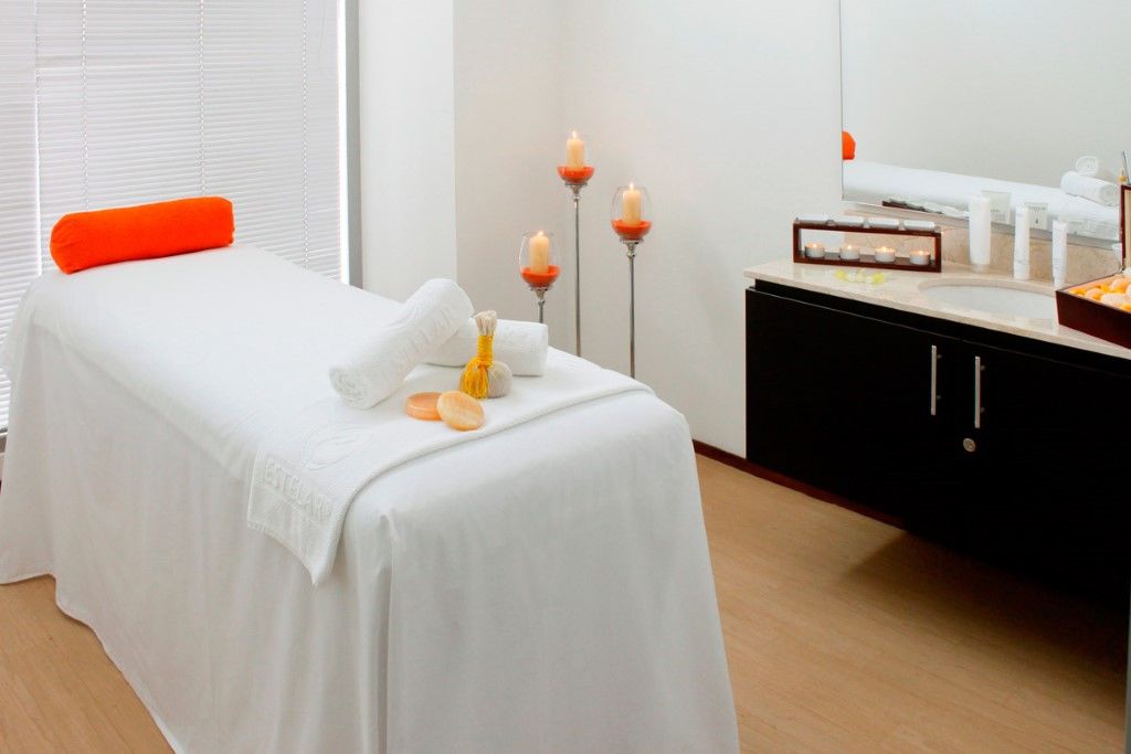 Estelar Alto Prado Barranquilla  Eksteriør billede A massage bed