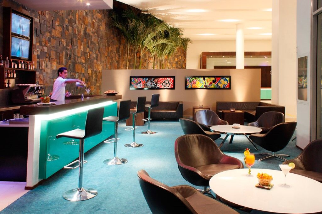 Estelar Alto Prado Barranquilla  Eksteriør billede The lounge at the airport